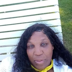 Meet your Posher, Lavada